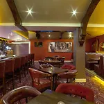 Hotel Arlington O'connell Bridge 3*