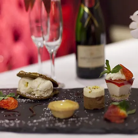 Hotel Arlington O'connell Bridge 3*